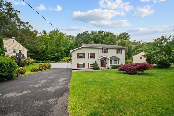 Backyard, Exterior, Facade, Georgian