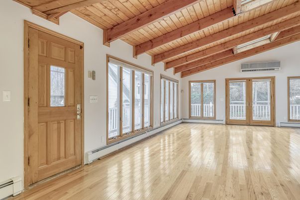 Empty room, Interior, Wooden Beams, Wooden Ceilings, Wood Texture Flooring