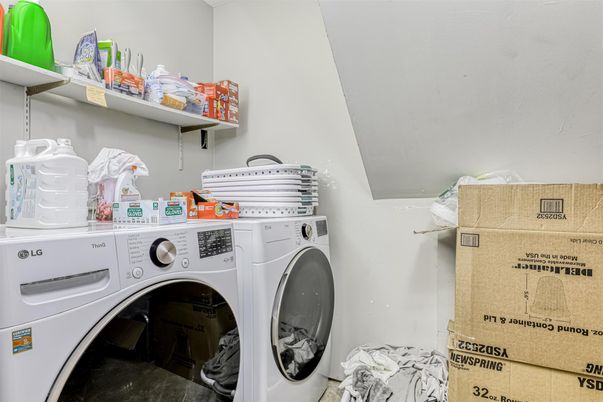 Interior, Washer