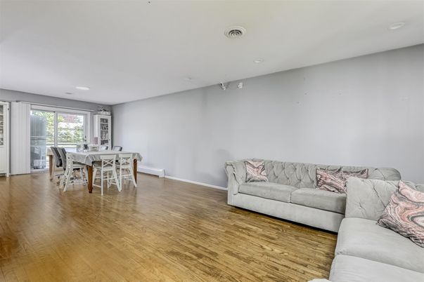 Dining room, Interior, Living room, Recessed Lighting, Wood Texture Flooring