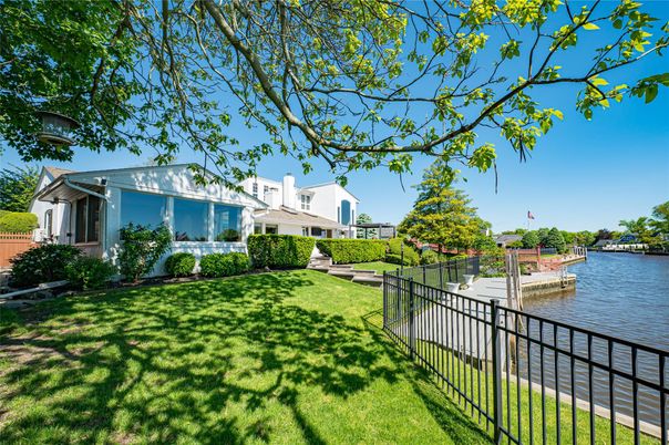 Backyard, Exterior, Water
