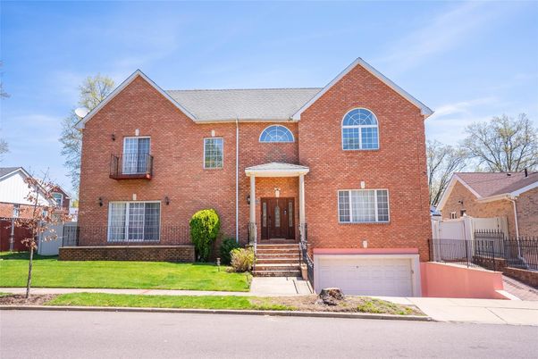 Attached, Exterior, Facade, Brick Facade, Brick Traditional