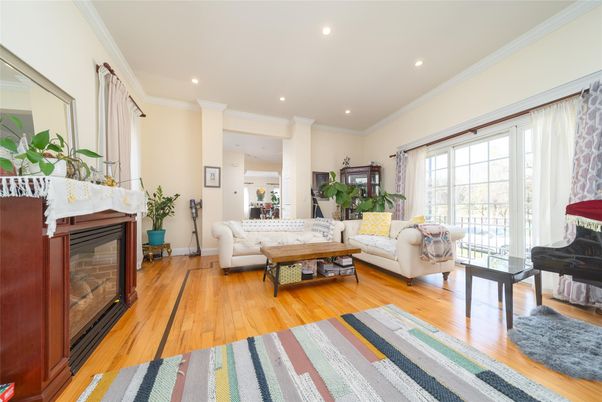 Fireplace, Interior, Living room, Piano, Recessed Lighting, Wood Texture Flooring