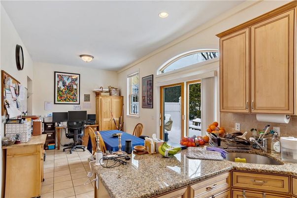 Dining room, Interior, Recessed Lighting