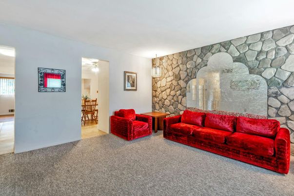 Interior, Living room, Pendant Lights, Stone Walls