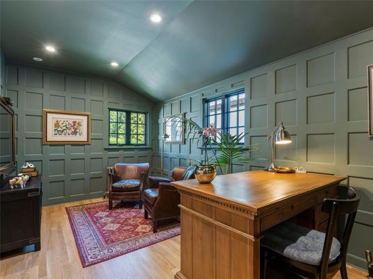 Home Office, Interior, Recessed Lighting, Wood Texture Flooring