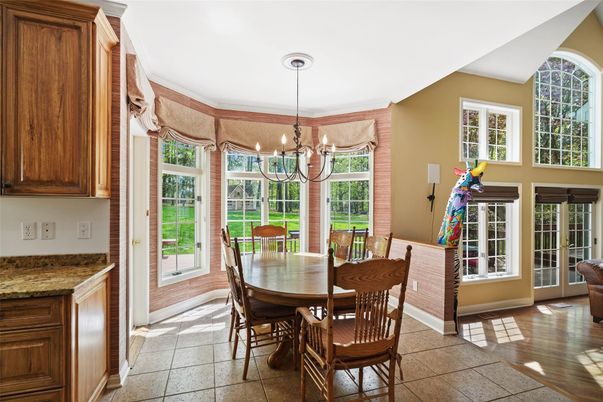 Chandelier, Dining room, Interior
