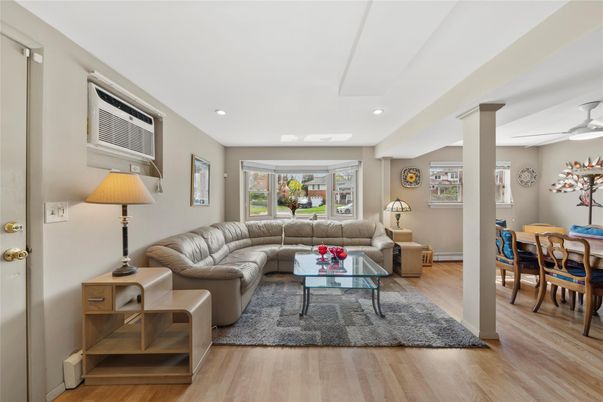 Dining room, Interior, Living room, Recessed Lighting, Wood Texture Flooring
