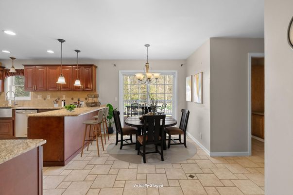 Dining room, Interior, Kitchen, Pendant Lights, Recessed Lighting