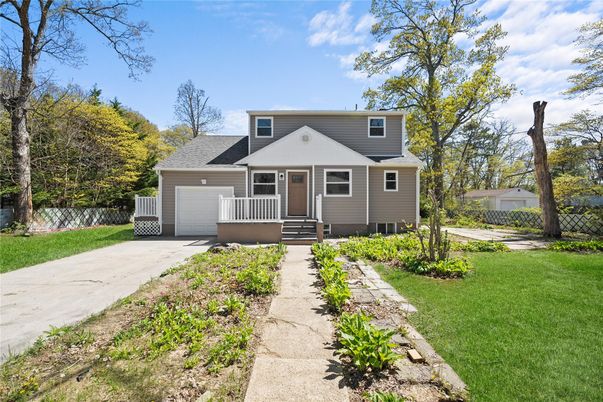 Attached, Backyard, Exterior, Facade, Cape Cod