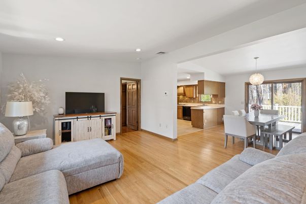 Chandelier, Dining room, Interior, Kitchen, Living room, Recessed Lighting, Wood Texture Flooring