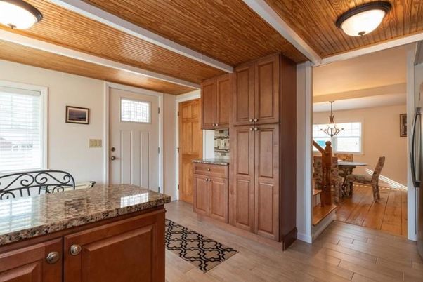 Chandelier, Dining room, Interior, Wooden Ceilings, Wood Texture Flooring