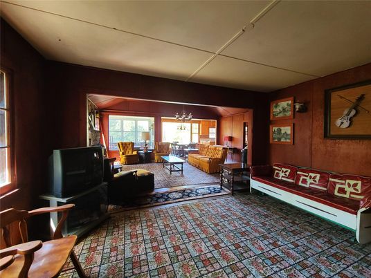 Chandelier, Dining room, Interior, Living room