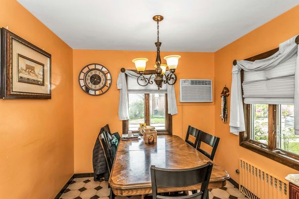 Chandelier, Dining room, Interior