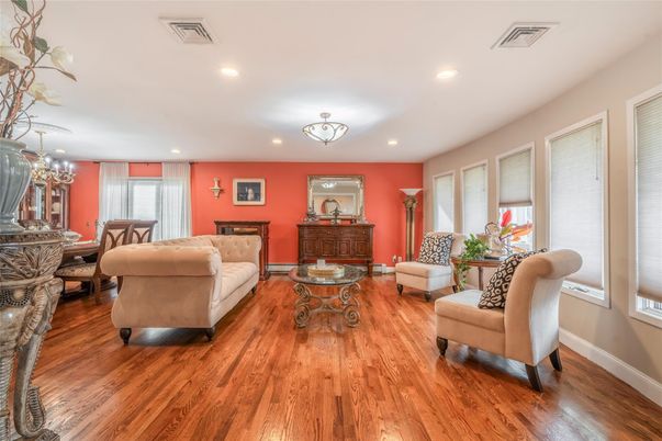 Chandelier, Dining room, Interior, Living room, Recessed Lighting, Wood Texture Flooring