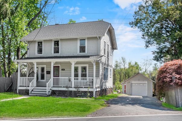 Detached Garage, Exterior, Facade, American Foursquare