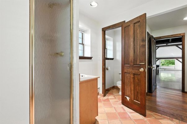 Bathroom, Interior, Recessed Lighting, Wood Texture Flooring