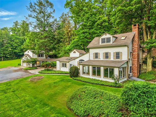 Backyard, Detached Garage, Exterior, Facade, Queen Anne Victorian