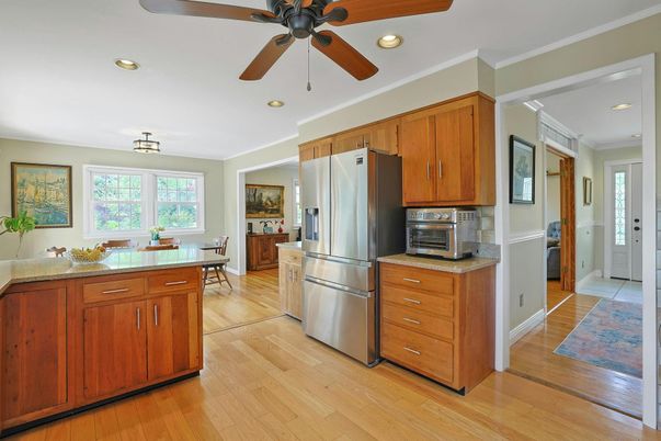 Dining room, Interior, Kitchen, Recessed Lighting, Stainless Steel Appliances, Wood Texture Flooring