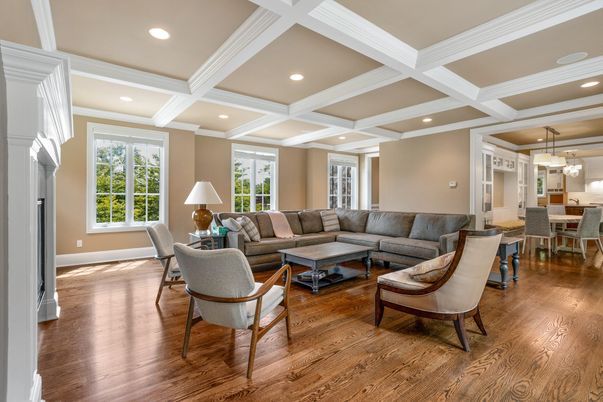Dining room, Interior, Living room, Pendant Lights, Recessed Lighting, Wood Texture Flooring