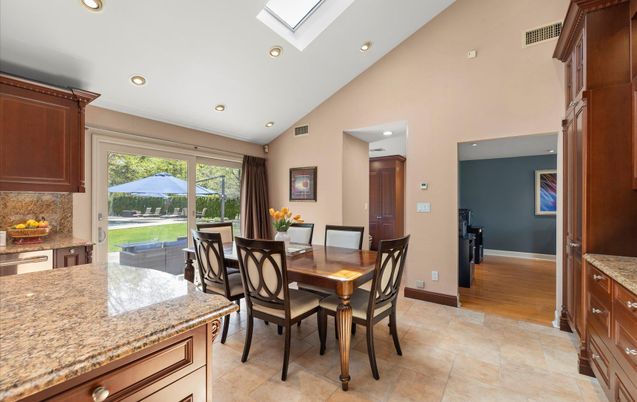 Dining room, Interior, Kitchen, Recessed Lighting, Wood Texture Flooring