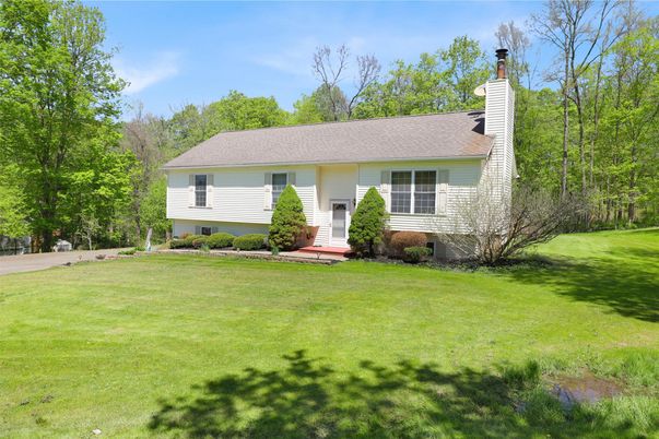 Backyard, Exterior, Facade, Cape Cod