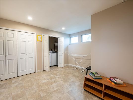 Interior, Recessed Lighting, Washer