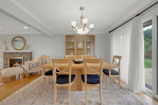 Chandelier, Dining room, Fireplace, Interior, Recessed Lighting, Wood Texture Flooring