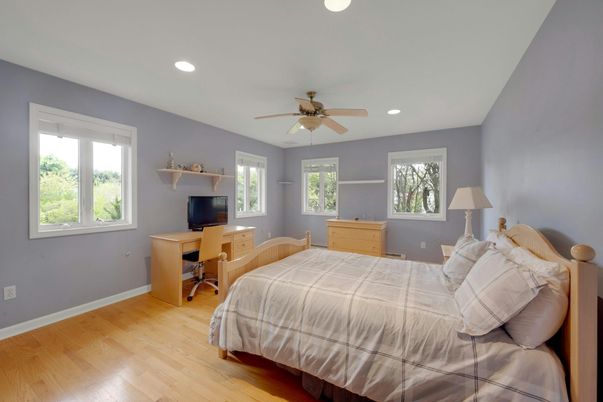 Bedroom, Home Office, Interior, Recessed Lighting, Wood Texture Flooring