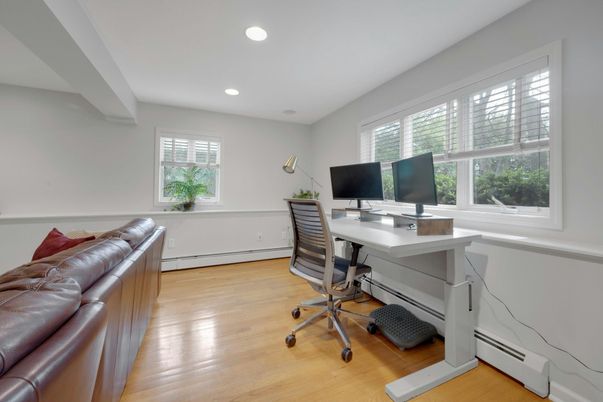 Home Office, Interior, Recessed Lighting, Wood Texture Flooring