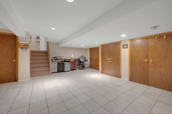 Interior, Recessed Lighting