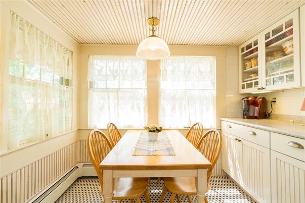 Dining room, Interior, Pendant Lights