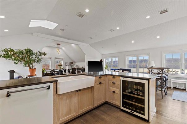 Dining room, Interior, Kitchen, Pendant Lights, Recessed Lighting, Wood Texture Flooring