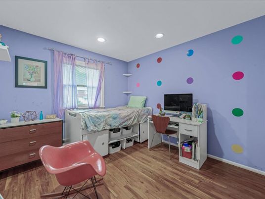 Bedroom, Home Office, Interior, Recessed Lighting, Wood Texture Flooring