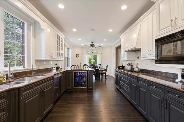 Dining room, Interior, Kitchen, Recessed Lighting, Wood Texture Flooring