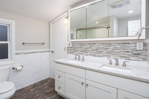 Bathroom, Dual Sink Vanities, Interior, Recessed Lighting, Wood Texture Flooring