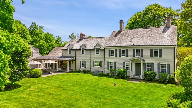 Backyard, Exterior, Facade, Georgian