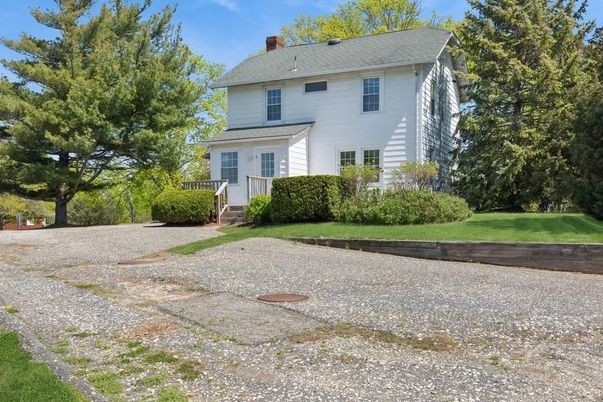 Backyard, Exterior, Facade, Georgian
