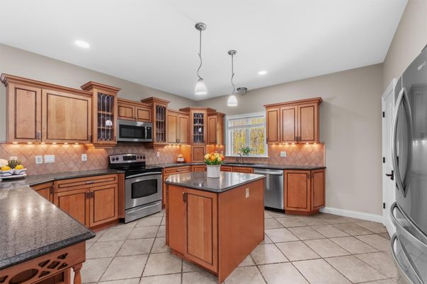 Interior, Kitchen, Pendant Lights, Recessed Lighting, Stainless Steel Appliances