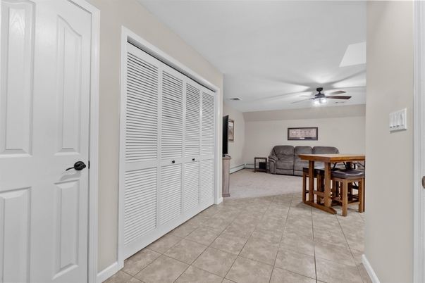 Dining room, Interior