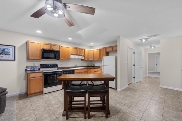 Interior, Kitchen, Recessed Lighting