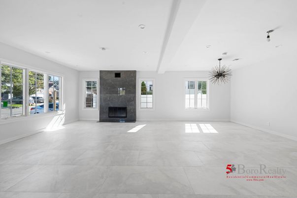 Empty room, Fireplace, Interior, Pendant Lights, Recessed Lighting
