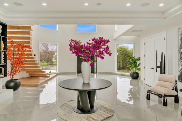 Interior, Recessed Lighting