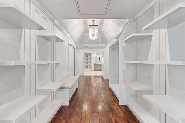 Chandelier, Interior, Walk-in Closets, Wood Texture Flooring