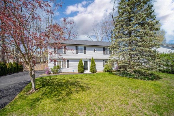 Attached, Backyard, Exterior, Facade, Georgian