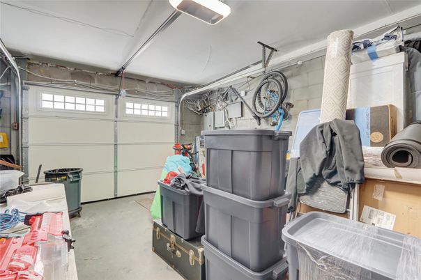 Garage, Interior