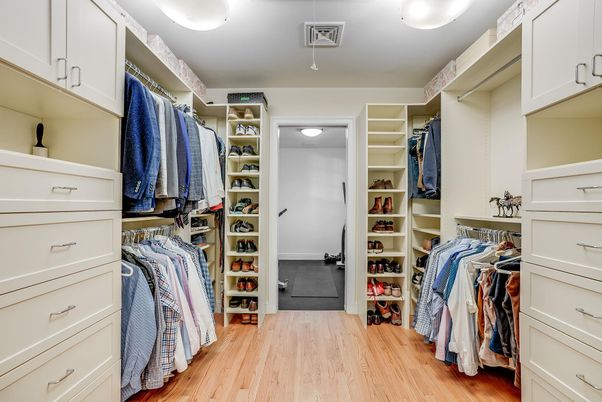 Interior, Walk-in Closets, Wood Texture Flooring