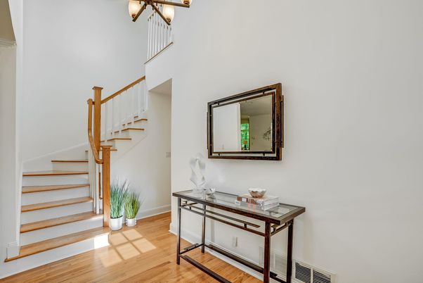 Interior, Pendant Lights, Wood Texture Flooring