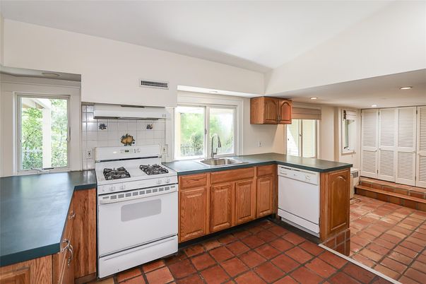 Interior, Kitchen, Recessed Lighting