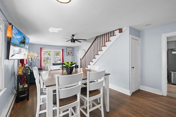 Dining room, Interior, Wood Texture Flooring